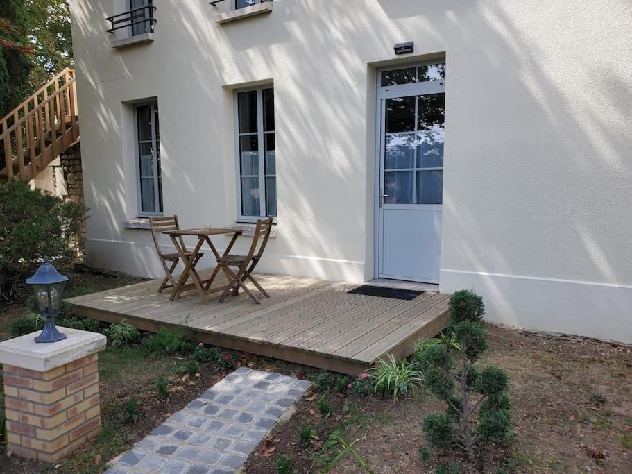 La Grelauderie 2 Apartment Saintes Exterior photo